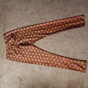 Stylish Starburst Pattern Leggings - Brown and Gold